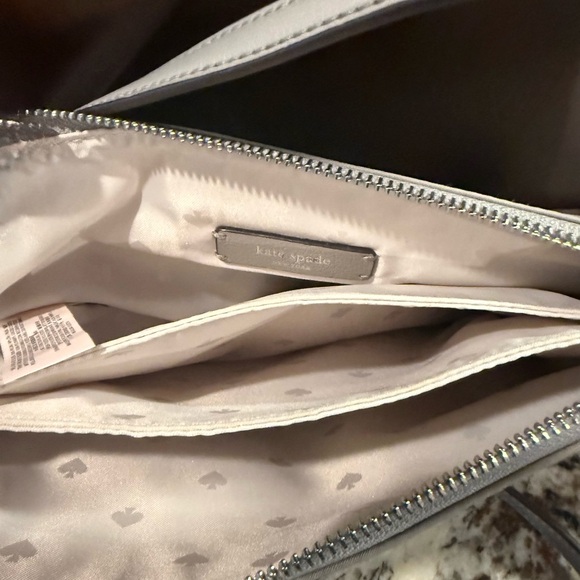 *PRE-OWNED* Kate Spade Dawn Triple Gusset Crossbody Bag in Taupe - Picture 5 of 7